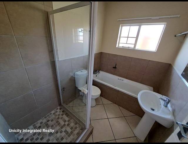 2 BEDROOM PROPERTY TO RENT IN MONAVONI
